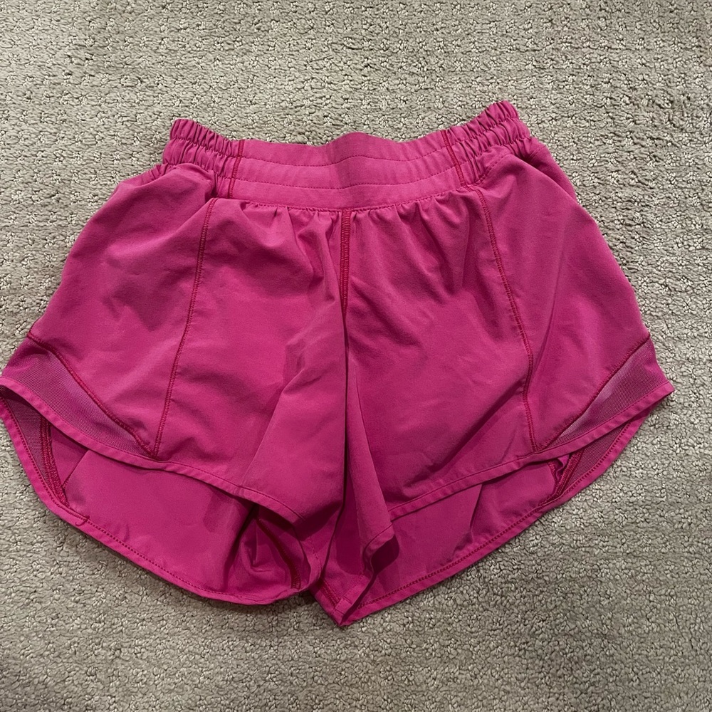 Sonic pink hotty hots size 2